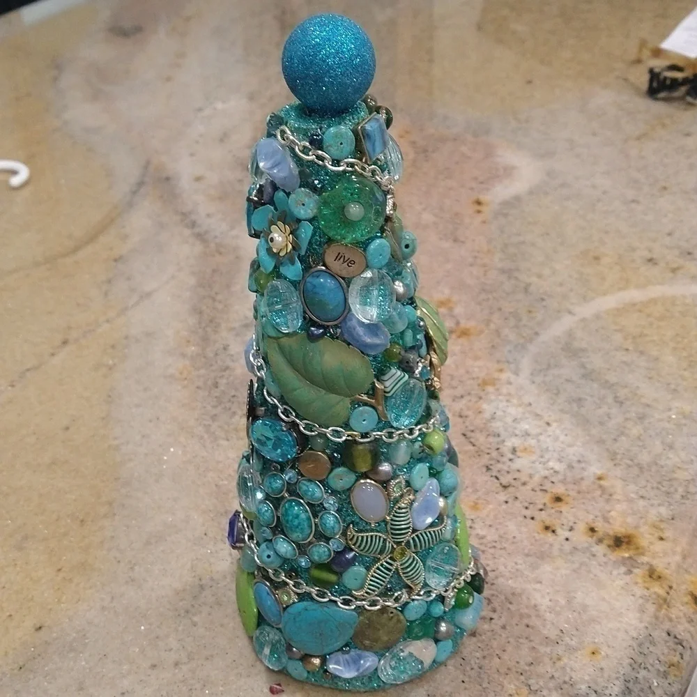 Vintage decor repurposed jewelry Christmas tree blue aqua green 10